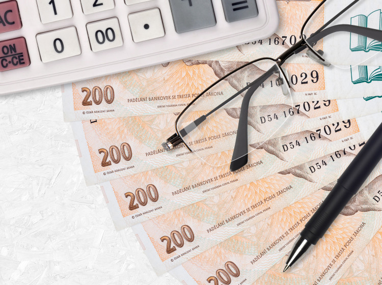 Kolik peněz investovat ve 30 a 45 letech