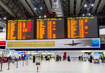 Tisíce klientů cestovních kanceláří nepoletí na dovolenou Tisíce klientů cestovních kanceláří nepoletí na dovolenou