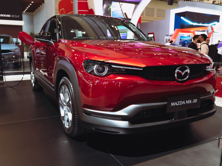 Mazda MX-30 se pyšní moderním a stylovým designem