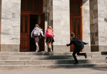 Školáky už brzy čeká návrat do školních lavic. Školáky už brzy čeká návrat do školních lavic.