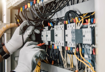 Údržbáři si dnes mohou vydělat mnoho peněz. 