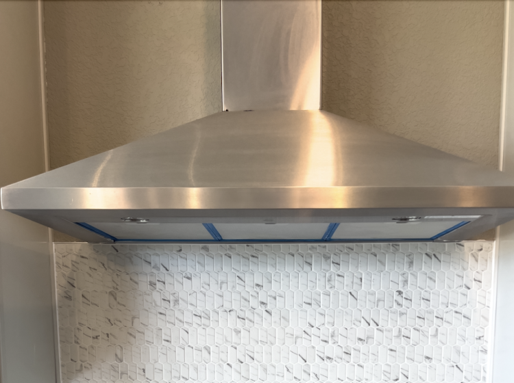 Vychytejte správný moment, kdy zapnout digestoř Vychytejte správný moment, kdy zapnout digestoř