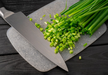 Hygiena je při krájení potravin nesmírně důležitá. Hygiena je při krájení potravin nesmírně důležitá.