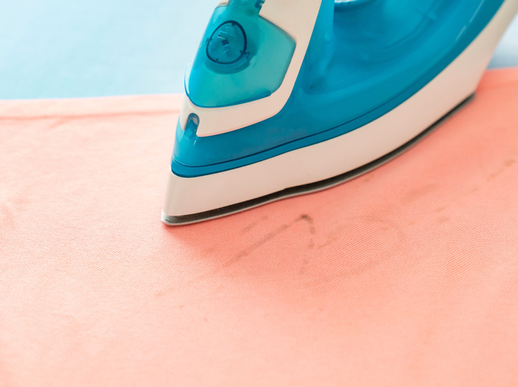 Fleky na oblečení nejsou ničím příjemným.