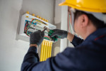 Na který předmět byste si podle elektrikářů měli dávat pozor, neboť může způsobit požár?