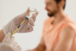 Očkování proti chřipce může rodinu se dvěma dětmi stát několik tisíc korun