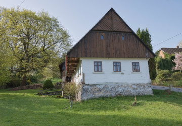 Chataření se řadí mezi poměrně drahé koníčky
