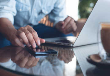 Při online nákupech ověřujte důvěryhodnost obchodníků, hrozí ztráta financí a nedodání zboží.