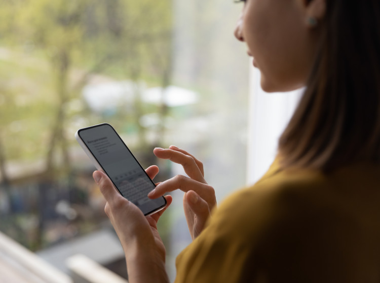 Přišla vám naléhavá SMS od příbuzného s podezřelým odkazem?