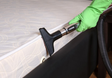 Posypte tím matraci a vysajte