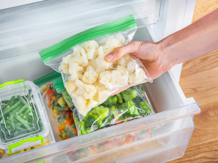 Těchto 6 druhů zeleniny je zdravější rovnou zamrazit Těchto 6 druhů zeleniny je zdravější rovnou zamrazit