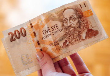Valorizace v roce 2027 nemusí být tak štědrá, jak senioři očekávali. 