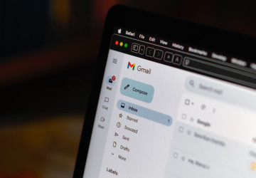 Podvodníci rozesílají specifické zprávy