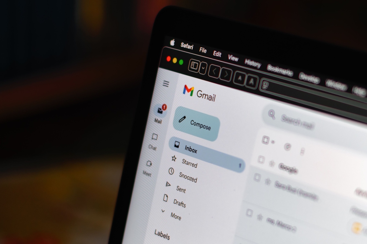 Podvodníci rozesílají specifické zprávy