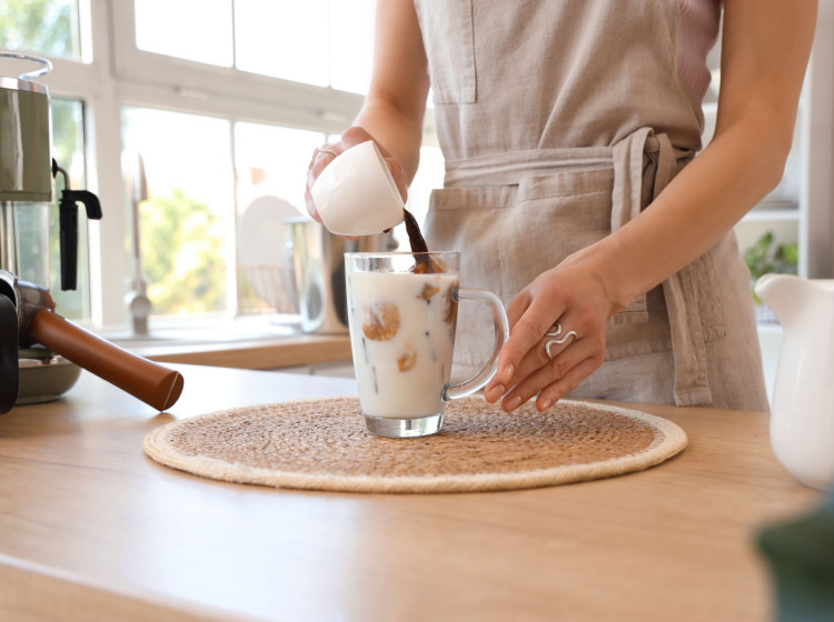 Díky tomuto triku bude vaše káva chutnat skvěle Díky tomuto triku bude vaše káva chutnat skvěle