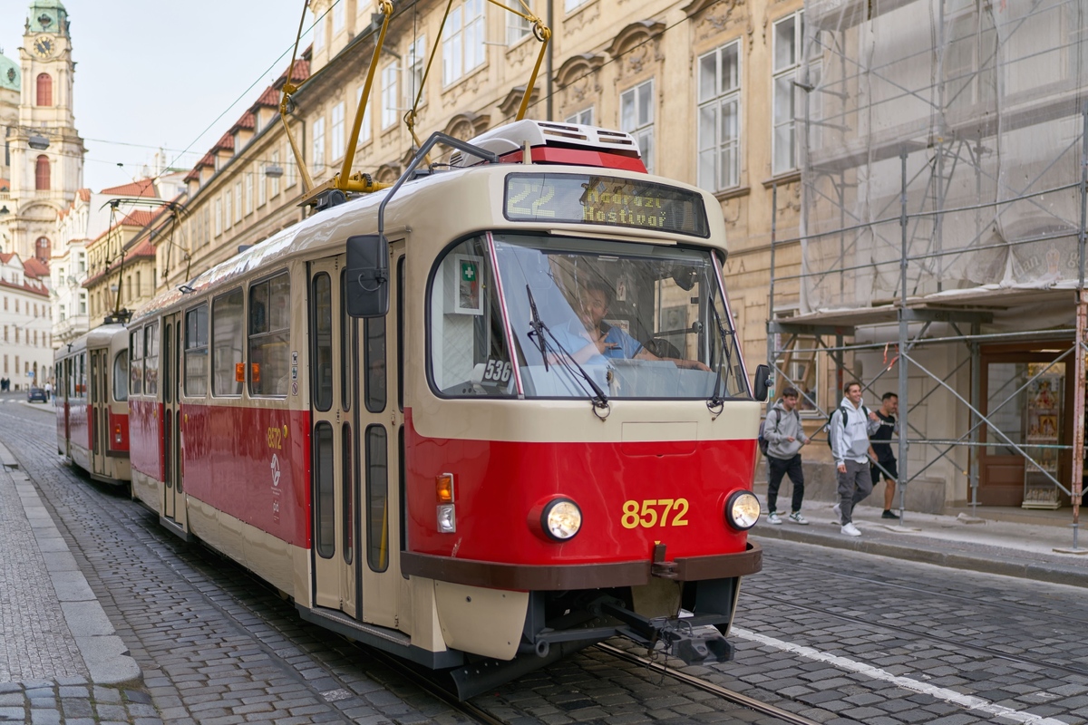 Jízdenku na MHD není třeba kupovat předem Jízdenku na MHD není třeba kupovat předem