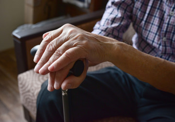 Kolik musí mít důchodce, aby mohl vůbec vstoupit do domova seniorů? 