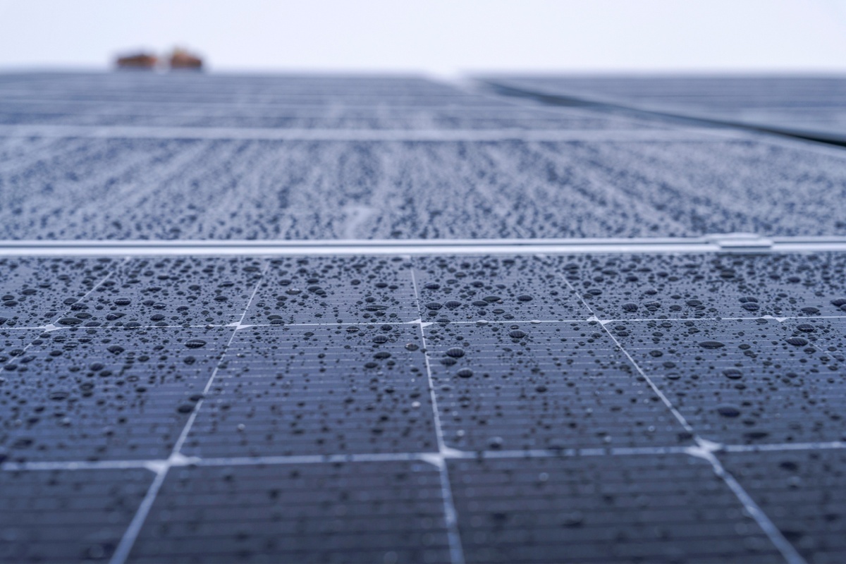 Čína představila technologii, která sbírá energii z deště