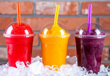Barevné a sladké nápoje jsou u dětí oblíbené