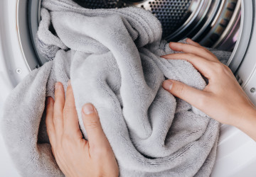 Zažité mýty, kvůli kterým domácnosti zbytečně přeplácejí