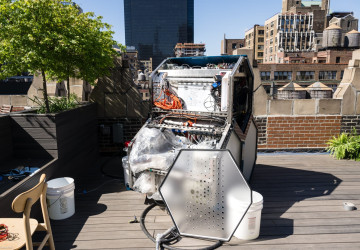 V Americe vyrábí benzín ze vzduchu přímo ve městě