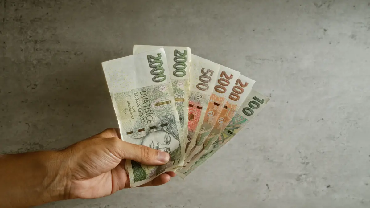 Živnostníci mohou získat od banky až 5 000 korun. Živnostníci mohou získat od banky až 5 000 korun.