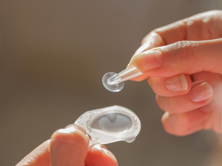 Jedním ze slavných českých vynálezů jsou kontaktní čočky Jedním ze slavných českých vynálezů jsou kontaktní čočky