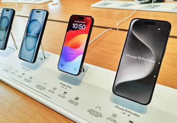 eSIM dnes podporují moderní smartphony, chytré hodinky i tablety, což výrazně rozšiřuje možnosti jejich využití.