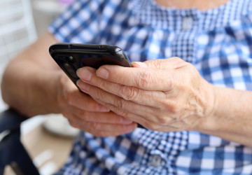 Pozor na tento telefonní podvod, na pozoru by se měli mít hlavně senioři