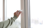 Okna nemusí být hlavním viníkem úniku tepla z domácnosti. 