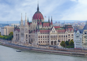 V Maďarsku se budou konat parlamentní volby. V Maďarsku se budou konat parlamentní volby.