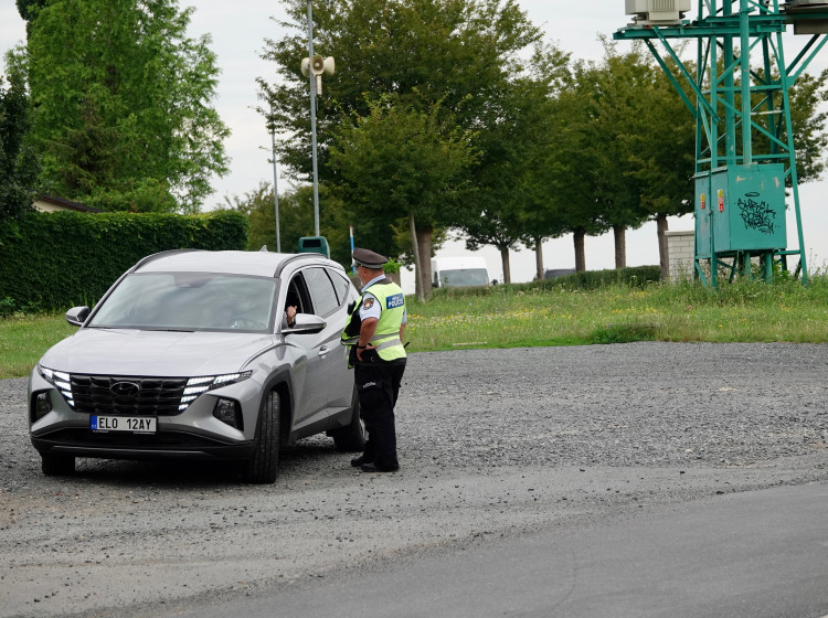 Auto musí být v perfektním stavu, jinak vás čeká pokuta. Auto musí být v perfektním stavu, jinak vás čeká pokuta.