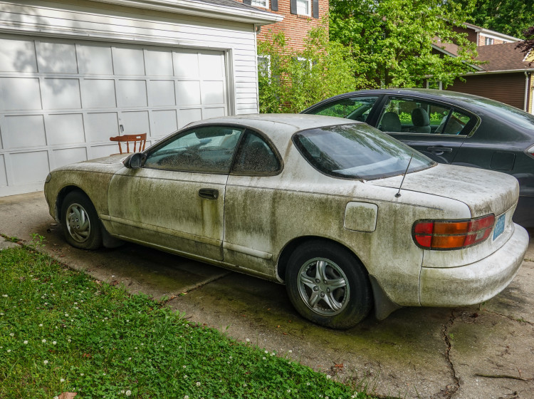 Od ledna si za auto připlatíte víc, i když nejezdíte. Od ledna si za auto připlatíte víc, i když nejezdíte.