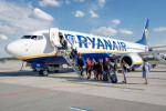 Ryanair může škrtat lety už od května, což zřejmě postihne tisíce Čechů mířících k moři