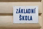 Vláda hovoří o zásadních změnách školního systému. 