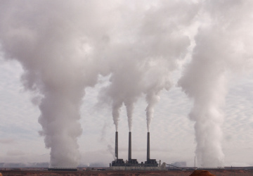 Továrny znečišťující ovzduší