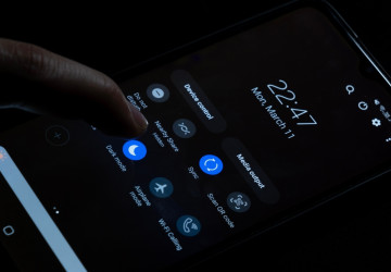 Používání tmavého režimu nemusí být vhodné. 