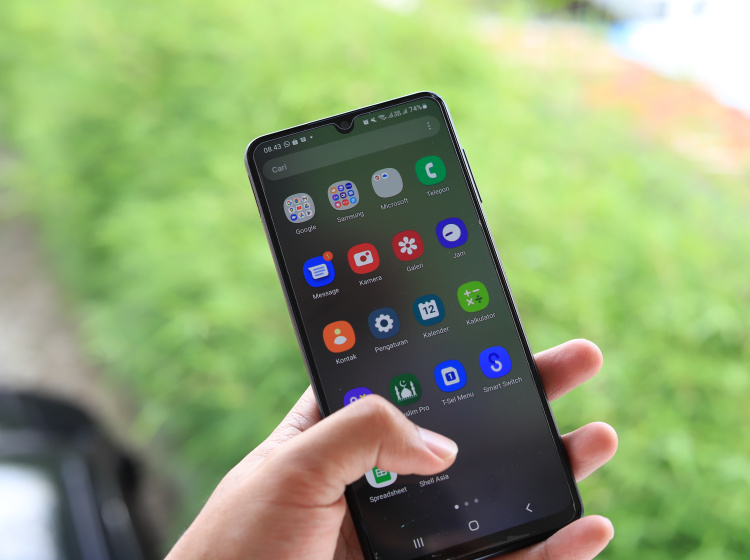 Mikrofon telefonu využívají některé z mobilních aplikací.