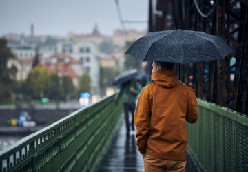 Konec srpna přinese ryze podzimní počasí s relativně častými bouřkami a přívalovými dešti. Konec srpna přinese ryze podzimní počasí s relativně častými bouřkami a přívalovými dešti.