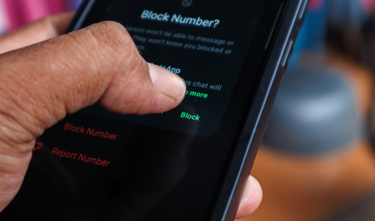 Stačí jedno kliknutí na zprávu od neznámého kontaktu a jste v pasti Stačí jedno kliknutí na zprávu od neznámého kontaktu a jste v pasti