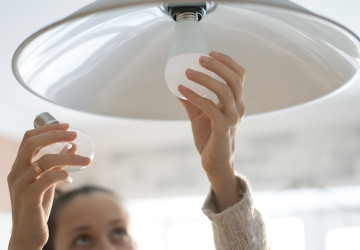 Kolik peněz vám ušetří výměna klasických žárovek za LED? Rozdíl vás překvapí! Kolik peněz vám ušetří výměna klasických žárovek za LED? Rozdíl vás překvapí!