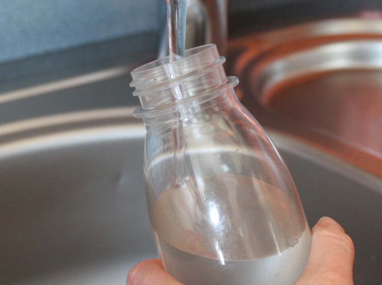 Plastové lahve mohou být zdrojem toxických látek BPA