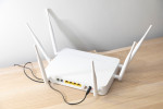 Rozmístění nábytku a stavební materiál stěn mohou mít na sílu Wi-Fi signálu někdy větší vliv než samotný tarif připojení.