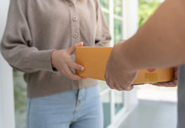 Nepřebírejte balíčky bez kontroly