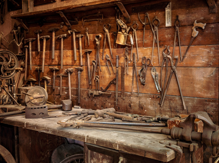Pojmenovat některé nářadí zvládnou jen ti, kdo pamatují dědovu dílnu