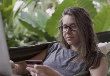 Online platby jsou pro nás běžnou činností Online platby jsou pro nás běžnou činností