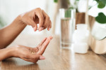 Vitamin B je důležitý hned z několika důvodů. Při nedostatku je vhodné doplnění pomocí suplementů.